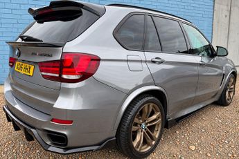 BMW X5 M50D
