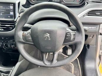 Peugeot 208 1.0 VTi PureTech Active Euro 5 5dr