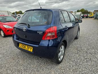 Toyota Yaris VVTI T SPIRIT