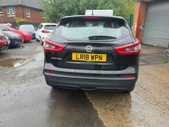 Nissan Qashqai 1.2 DIG-T Acenta XTRON Euro 6 (s/s) 5dr
