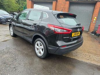 Nissan Qashqai 1.2 DIG-T Acenta XTRON Euro 6 (s/s) 5dr