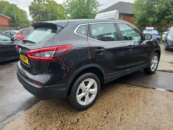 Nissan Qashqai 1.2 DIG-T Acenta XTRON Euro 6 (s/s) 5dr