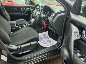Nissan Qashqai 1.2 DIG-T Acenta XTRON Euro 6 (s/s) 5dr