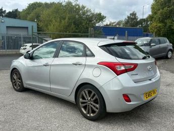 Hyundai I30 1.6 CRDi Blue Drive Premium Euro 6 (s/s) 5dr