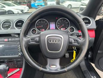Audi A4 T S LINE