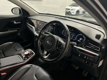 Kia Niro 4 PLUS