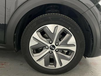 Kia Niro 4 PLUS