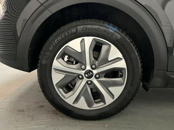 Kia Niro 4 PLUS