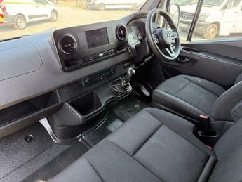 Mercedes-Benz Sprinter 2.0 315 CDI Progressive Panel Van 5dr Diesel Manual RWD L3 H2 Eu