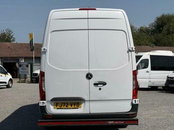 Mercedes-Benz Sprinter 2.0 315 CDI Progressive RWD L3 H2 Euro 6 (s/s) 5dr
