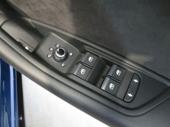Audi A4 TFSI S LINE BLACK EDITION