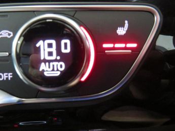 Audi A4 TFSI S LINE BLACK EDITION