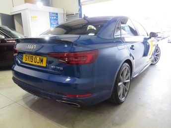 Audi A4 TFSI S LINE BLACK EDITION