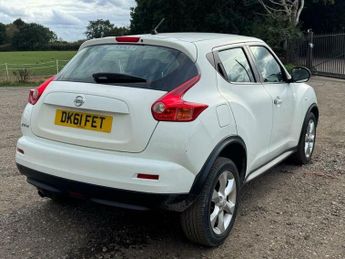 Nissan Juke 1.6 Acenta CVT Euro 5 5dr