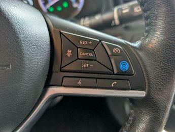 Nissan Leaf 40kWh Tekna Auto 5dr