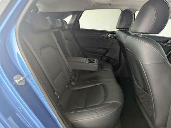 Kia Ceed 1.4 T-GDi First Edition DCT Euro 6 (s/s) 5dr