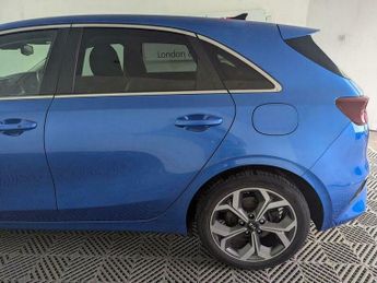 Kia Ceed 1.4 T-GDi First Edition DCT Euro 6 (s/s) 5dr