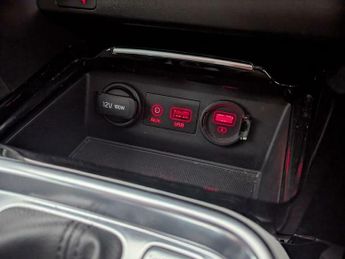 Kia Ceed 1.4 T-GDi First Edition DCT Euro 6 (s/s) 5dr