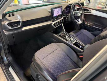 SEAT Leon 1.5 eTSI MHEV FR DSG Euro 6 (s/s)