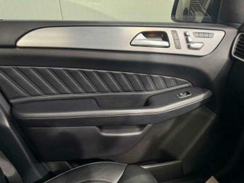 Mercedes-Benz C Class 3.0 GLE 350 D 4Matic AMG Line Premium Auto 4WD 5dr