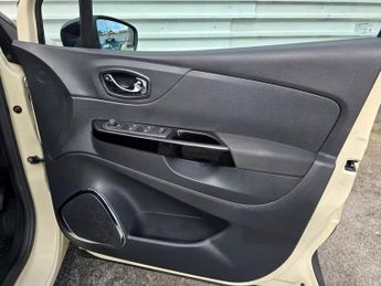 Renault Captur DYNAMIQUE S NAV DCI
