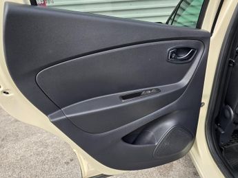 Renault Captur DYNAMIQUE S NAV DCI