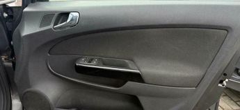 Vauxhall Corsa 1.2i 16v Exclusiv Hatchback 5dr Petrol Manual (124 g/km, 84 bhp)