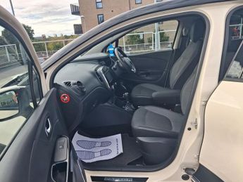 Renault Captur 1.2 TCe ENERGY Dynamique S Nav SUV 5dr Petrol Auto Euro 6 (s/s) 