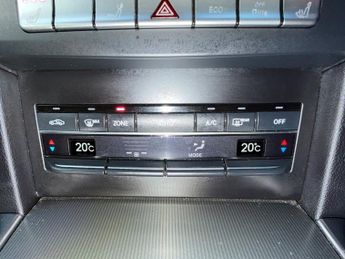 Mercedes E220 E220 BLUETEC SE