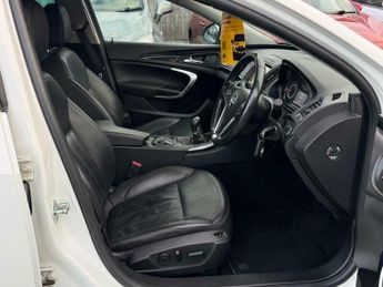 Vauxhall Insignia 2.0 CDTi ecoFLEX Elite Nav Sports Tourer Euro 5 (s/s) 5dr