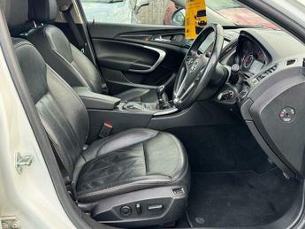 Vauxhall Insignia 2.0 CDTi ecoFLEX Elite Nav Sports Tourer Euro 5 (s/s) 5dr