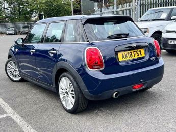 MINI Hatch 1.5 Cooper Steptronic Euro 6 (s/s) 5dr