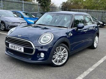 MINI Hatch 1.5 Cooper Steptronic Euro 6 (s/s) 5dr