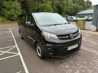 Vauxhall Vivaro 50kWh Combi Auto LWB 5dr (9 Seat, 7.4kW Charger)