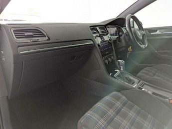 Volkswagen Golf 1.4 TSI 8.7kWh GTE Advance DSG Euro 6 (s/s) 5dr