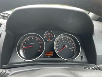 Vauxhall Zafira 1.6 16V Exclusiv Euro 5 5dr
