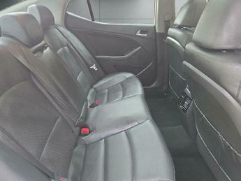 Kia Optima 1.7 CRDi 3 Auto Euro 5 4dr