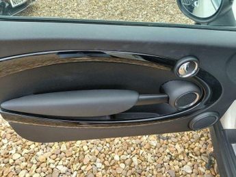 MINI Hatch 1.6 Cooper Euro 5 (s/s) 3dr