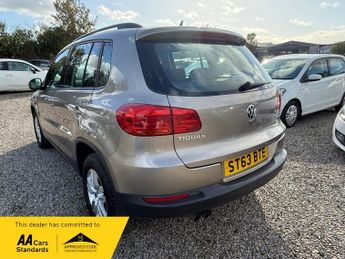 Volkswagen Tiguan S TDI BLUEMOTION TECHNOLOGY 4MOTION DSG