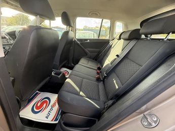 Volkswagen Tiguan S TDI BLUEMOTION TECHNOLOGY 4MOTION DSG