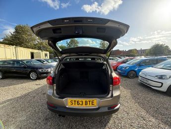 Volkswagen Tiguan S TDI BLUEMOTION TECHNOLOGY 4MOTION DSG