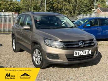 Volkswagen Tiguan S TDI BLUEMOTION TECHNOLOGY 4MOTION DSG