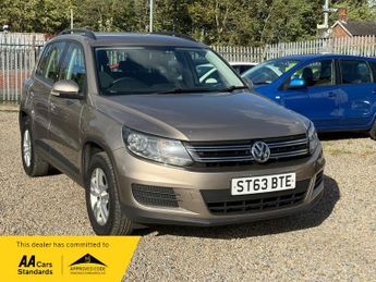 Volkswagen Tiguan S TDI BLUEMOTION TECHNOLOGY 4MOTION DSG