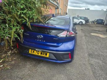 Hyundai Ioniq 1.6 h-GDi 8.9kWh Premium DCT Euro 6 (s/s) 5dr
