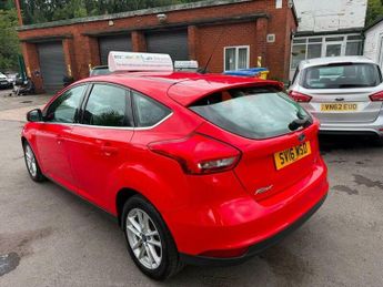 Ford Focus 1.0T EcoBoost Zetec Euro 6 (s/s) 5dr