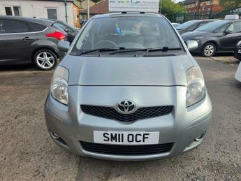 Toyota Yaris 1.0 VVT-i T Spirit Euro 5 5dr
