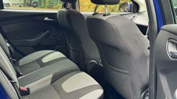 Ford Focus 1.0T EcoBoost Zetec Euro 5 (s/s) 5dr