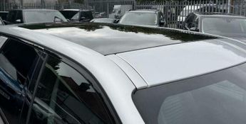 Land Rover Discovery Sport 2.0 Si4 HSE Luxury SUV 5dr Petrol Auto 4WD Euro 6 (s/s) (240 ps)