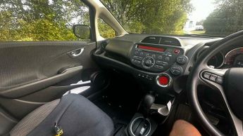 Honda Jazz 1.4 i-VTEC ES CVT Euro 5 5dr