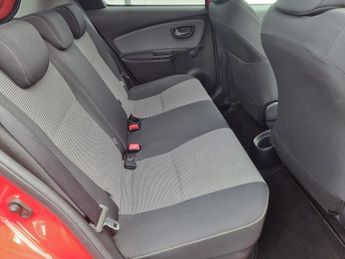 Toyota Yaris VVT-I SPORT M-DRIVE S HYBRID AUTOMATIC